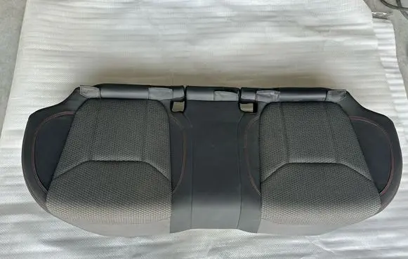 Subaru Forester SK Rear seat 