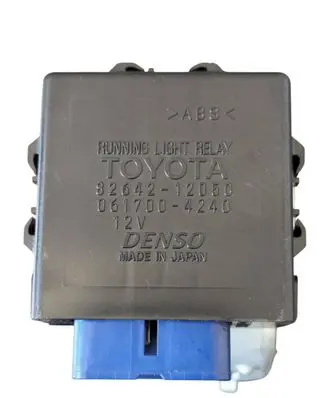 Toyota Aygo AB10 Light module LCM 8281070010 0617004950 8264212050