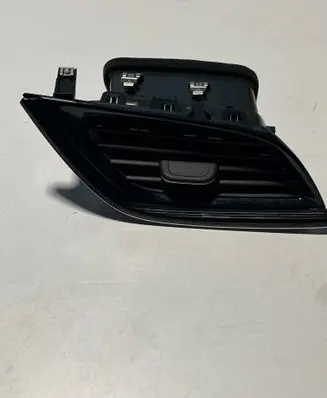 Opel Zafira C Dash center air vent grill 39017278 25FEB2020 685030087