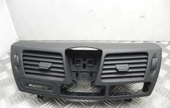 Renault Laguna III Rear air vent grill 1002753 T9306