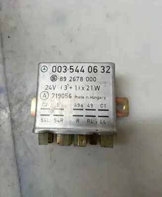 Mercedes-Benz 609 Other relay 0035440632 892678000 719056
