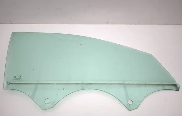 Peugeot 3008 III Front door window glass four-door