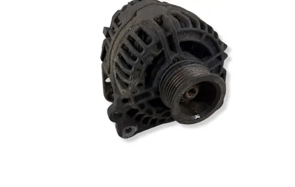 Volkswagen Golf IV Generator/alternator 028903028D