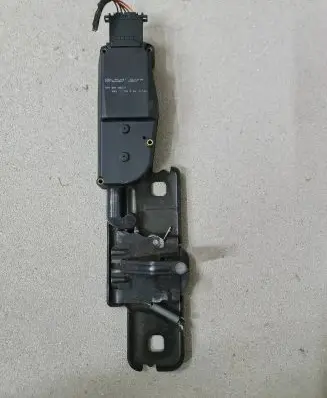 Audi A4 S4 B8 8K Tailgate/trunk/boot lift motor 4F9827383E