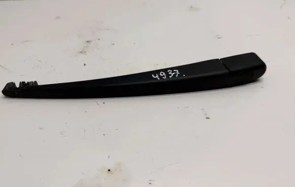 Peugeot 207 Rear wiper blade arm