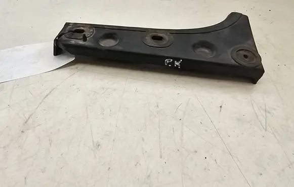 Audi A6 S6 C5 4B Front bumper mounting bracket 4B0807283B