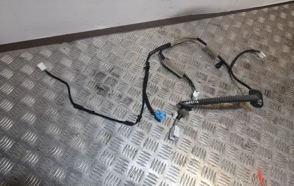 Subaru Impreza IV Rear door wiring loom 81823VA001