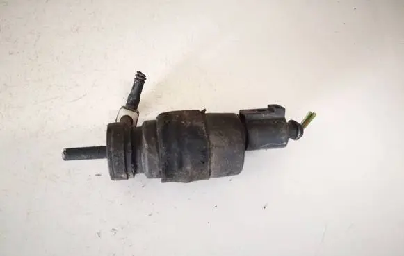 Mitsubishi Lancer X Windscreen/windshield washer pump 1t0955651