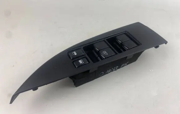 Subaru Outback Electric window control switch 94263AJ030