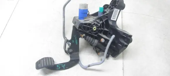 Renault Trafic III (X82) Clutch pedal 465033911R