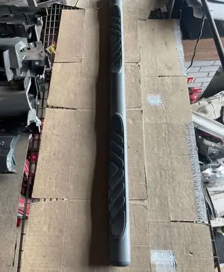 Nissan Navara D40 Sill