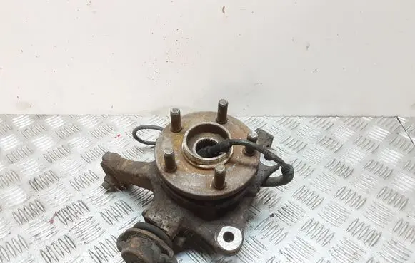 Chrysler PT Cruiser Front wheel hub