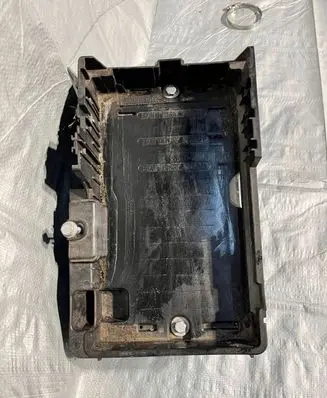 Opel Meriva B Battery box tray 13312806