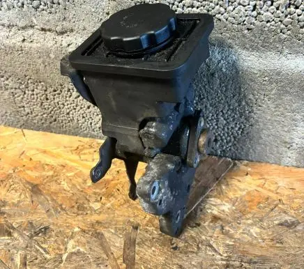 BMW 3 E46 Power steering pump 6L9926269L 6C999949