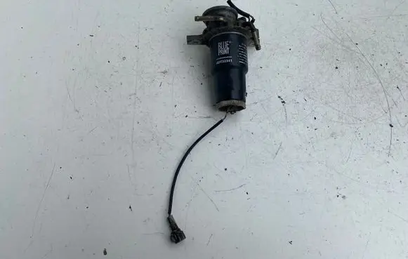 Toyota Previa (XR30, XR40) II Fuel filter 