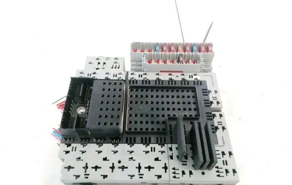 Volvo S80 Fuse box set 8622520