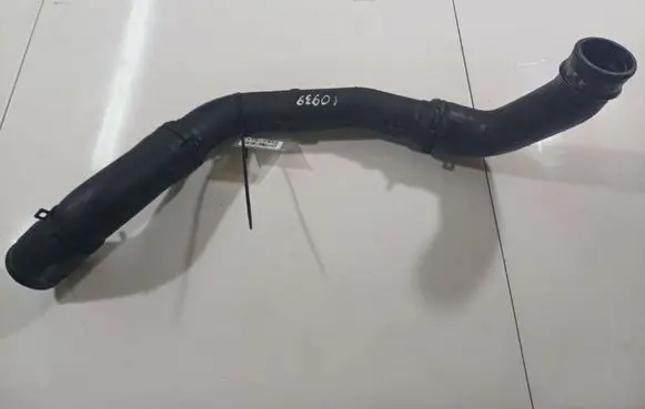 Intercooler hose/pipe
