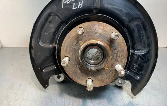 Subaru Forester SK Rear wheel hub