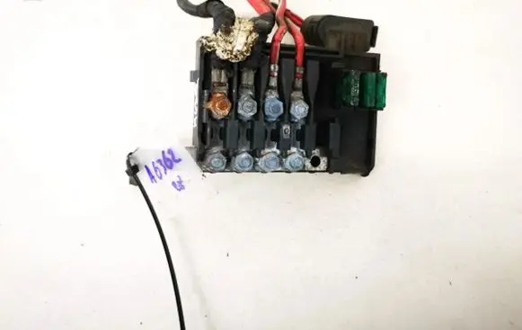 Volkswagen Golf IV Fuse box set