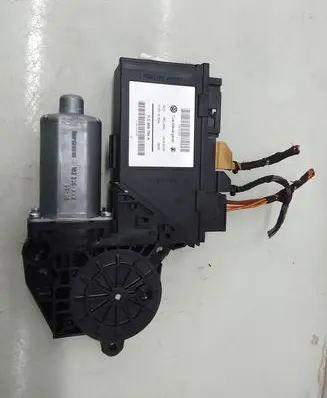 Porsche Cayenne (9PA) Rear door window regulator motor 7L0959794A