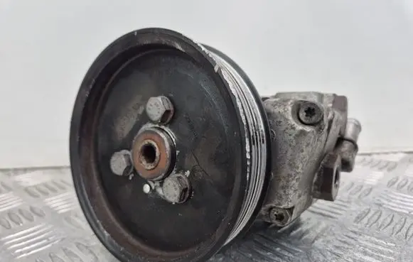BMW 5 E60 E61 Power steering pump 678084804 7652974109NF