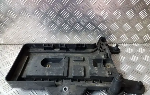 Volkswagen Sharan Battery tray 7N0915333