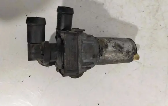 BMW X3 E83 Electric auxiliary coolant/water pump 8369806 0392020068