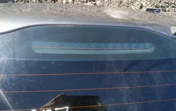 Volvo V50 Third/center stoplight