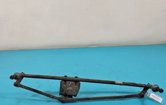 Front wiper linkage