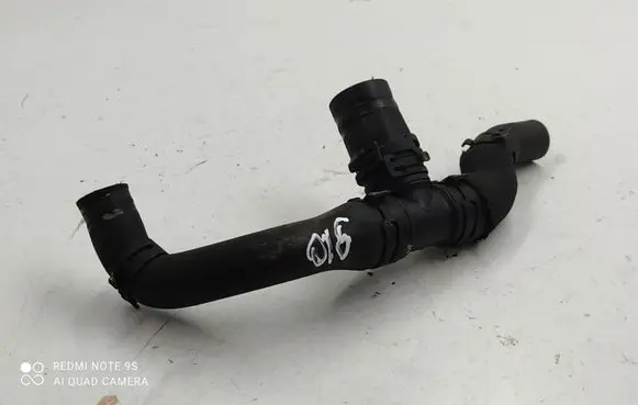 Mercedes-Benz CLK A209 C209 Engine coolant pipe/hose