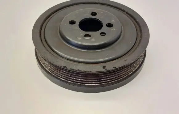 Audi A6 S6 C6 4F Crankshaft pulley 03G105243C