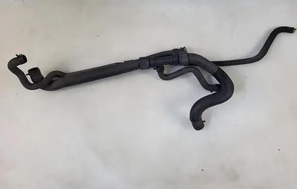 Opel Movano B Engine coolant pipe/hose 215015155R