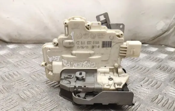 Porsche Cayenne (92A) Front door lock 8J1837016A