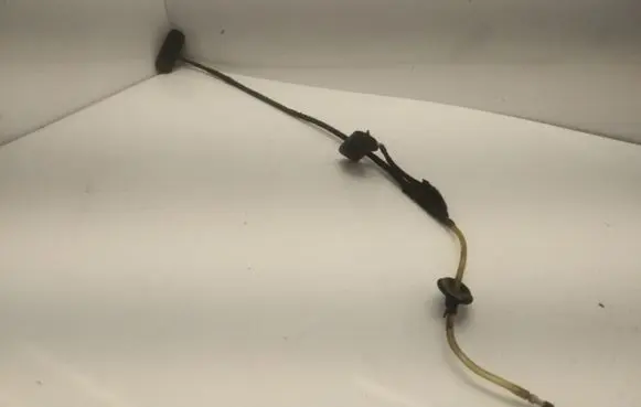 Windshield washer spray nozzle