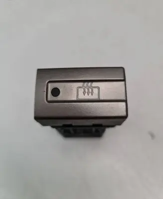 Nissan X-Trail T30 Windscreen/window heater switch 06016