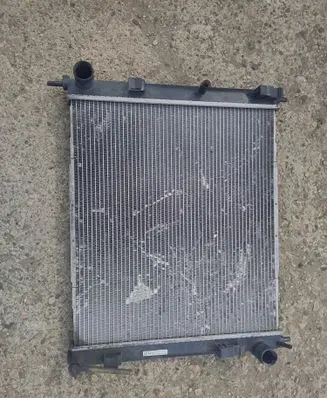 Nissan Juke I F15 Coolant radiator