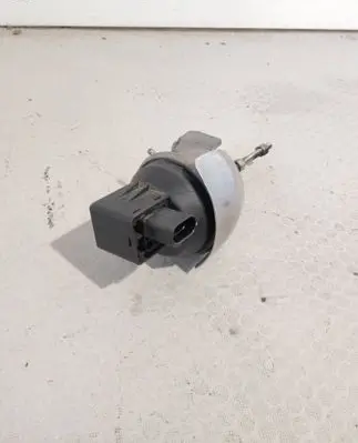 Volkswagen Tiguan Turbine electric control actuator 