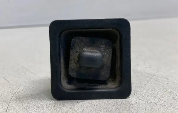 Mercedes-Benz 190 W201 Wing mirror switch 2018200610