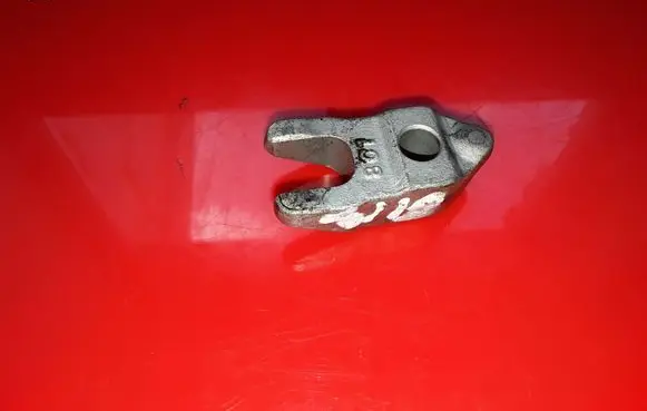 Chevrolet Captiva Fuel Injector clamp holder 8C1