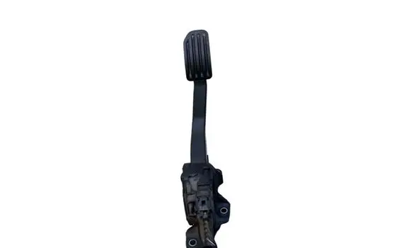 Volvo V60 Accelerator throttle pedal 31329062 C95YE03 6PV01083416