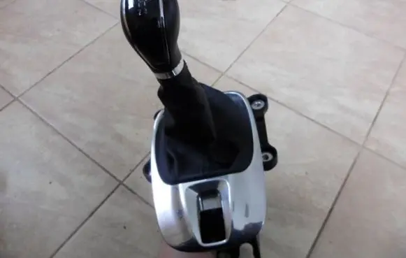 Opel Meriva B Gear shifter/selector