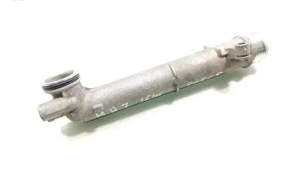 Mercedes-Benz C W205 Engine coolant pipe/hose A2742000153