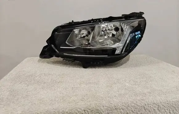 Peugeot 208 Headlight/headlamp 9823194080 90128730