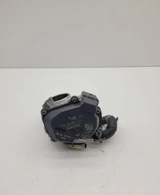 Volkswagen Golf VII Throttle valve 04L128063P 04L128059K
