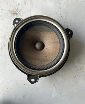 Toyota Prius (NHW20) Rear door speaker 07428C6