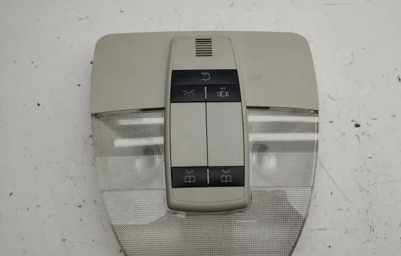 Mercedes-Benz A W169 Front seat light A1698208401