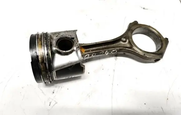 Audi A4 S4 B6 8E 8H Piston with connecting rod 059J