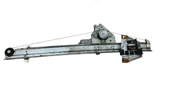 Mitsubishi Pajero Front door window regulator with motor MR989947 0620402220