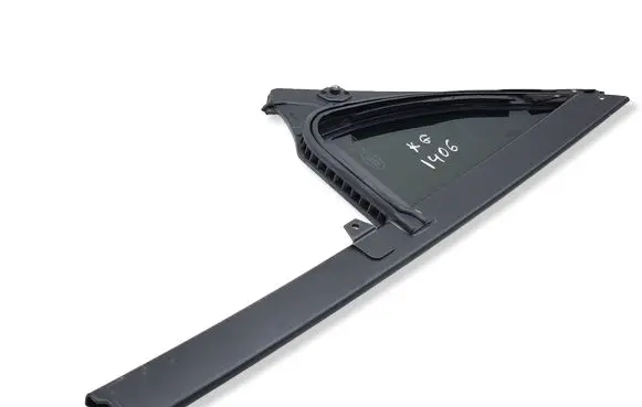 Land Rover Range Rover Sport L461 Rear vent window glass N9X225829BE 410128287 A61RM