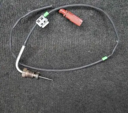 Skoda Superb B6 (3T) Oil temperature sensor 03L906088BH